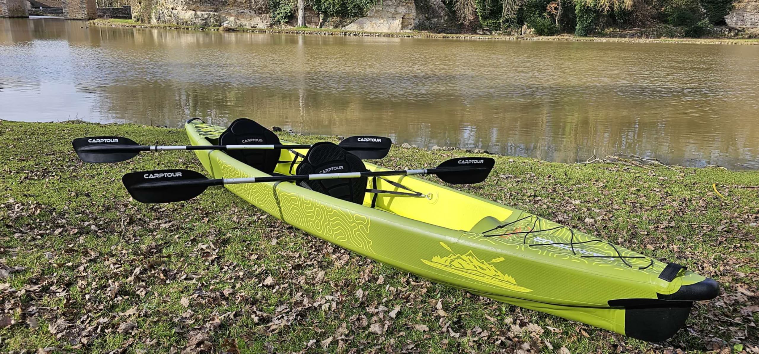 Drop Stitch Kayak gonflable avec pagaie et 2 sièges, Kayak avec pompe à air, kayak gonflable avec sac de transport pratique, bateau à pagaie