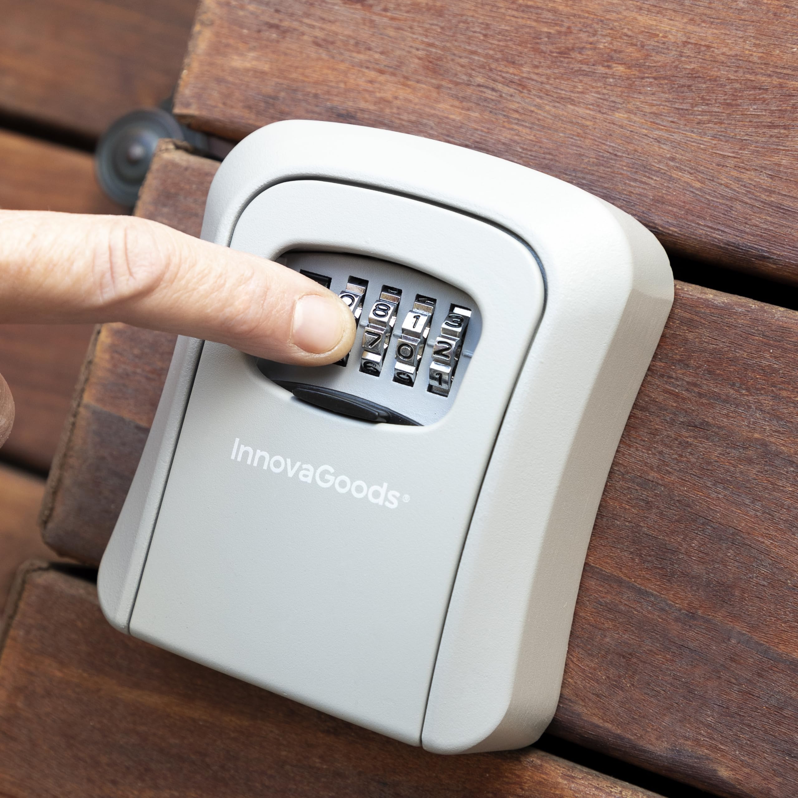 InnovaGoods - Caja de Seguridad para Llaves LorK, Exterior Versátil, Protección Contra Pérdida y Robo, 10x5,3x12,5 cm, Gris, Estándar