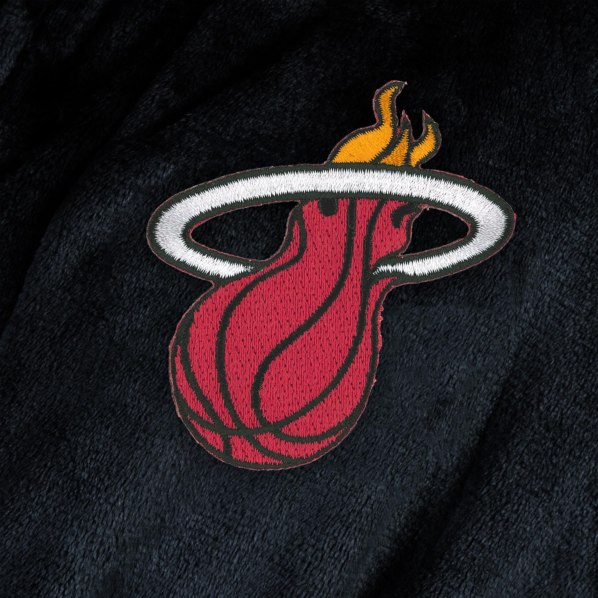THE NORTHWEST COMPANY 1nba349000014ret NBA Miami Heat Peignoir de Bain pour Homme Taille L/XL Toucher Soie 66 x 119,4 cm, Couleur de l'équipe