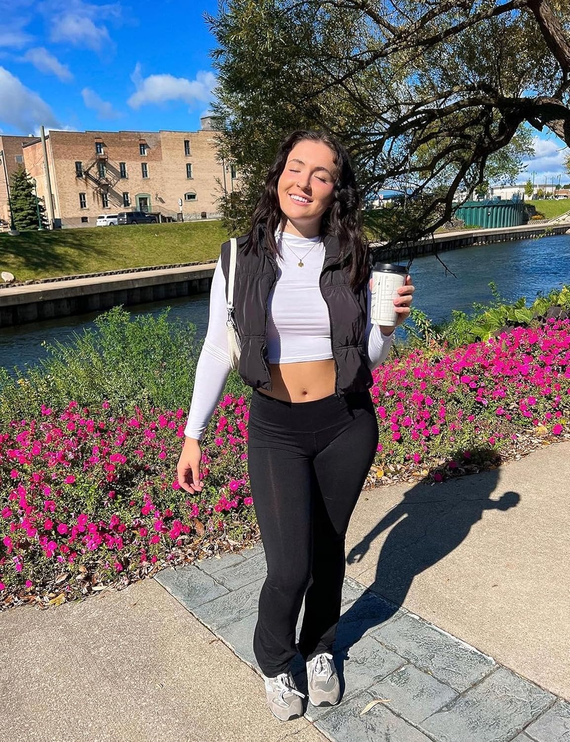 Fiona Jolin Women's Cropped Puffer Vest Winter Zip Up Stand Collar Lightweight Puffy Vest Padded Coat Outerwear - Image 4