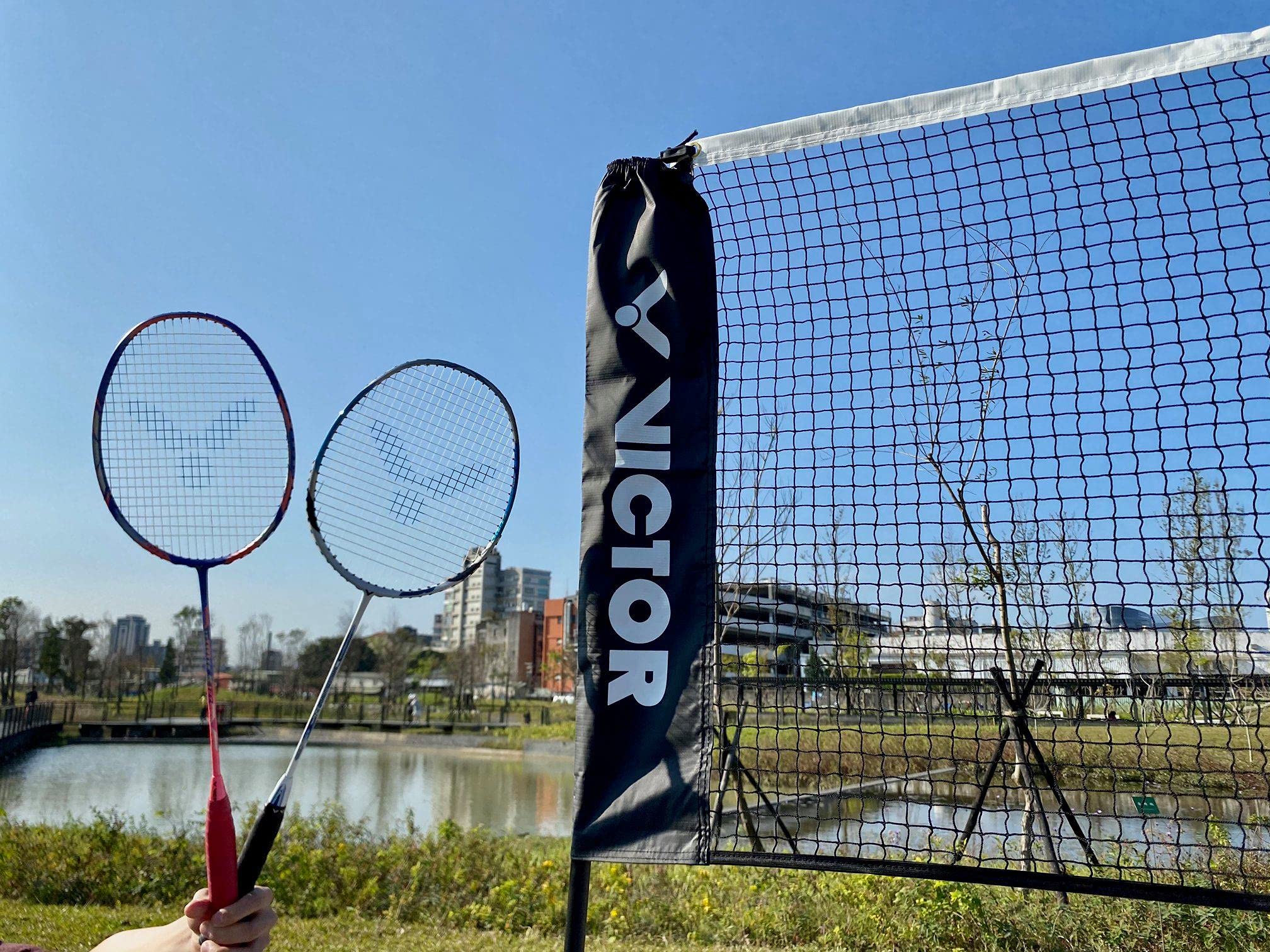 Amazon | VICTOR バドミントンポストセット C-7041 C コンパクト