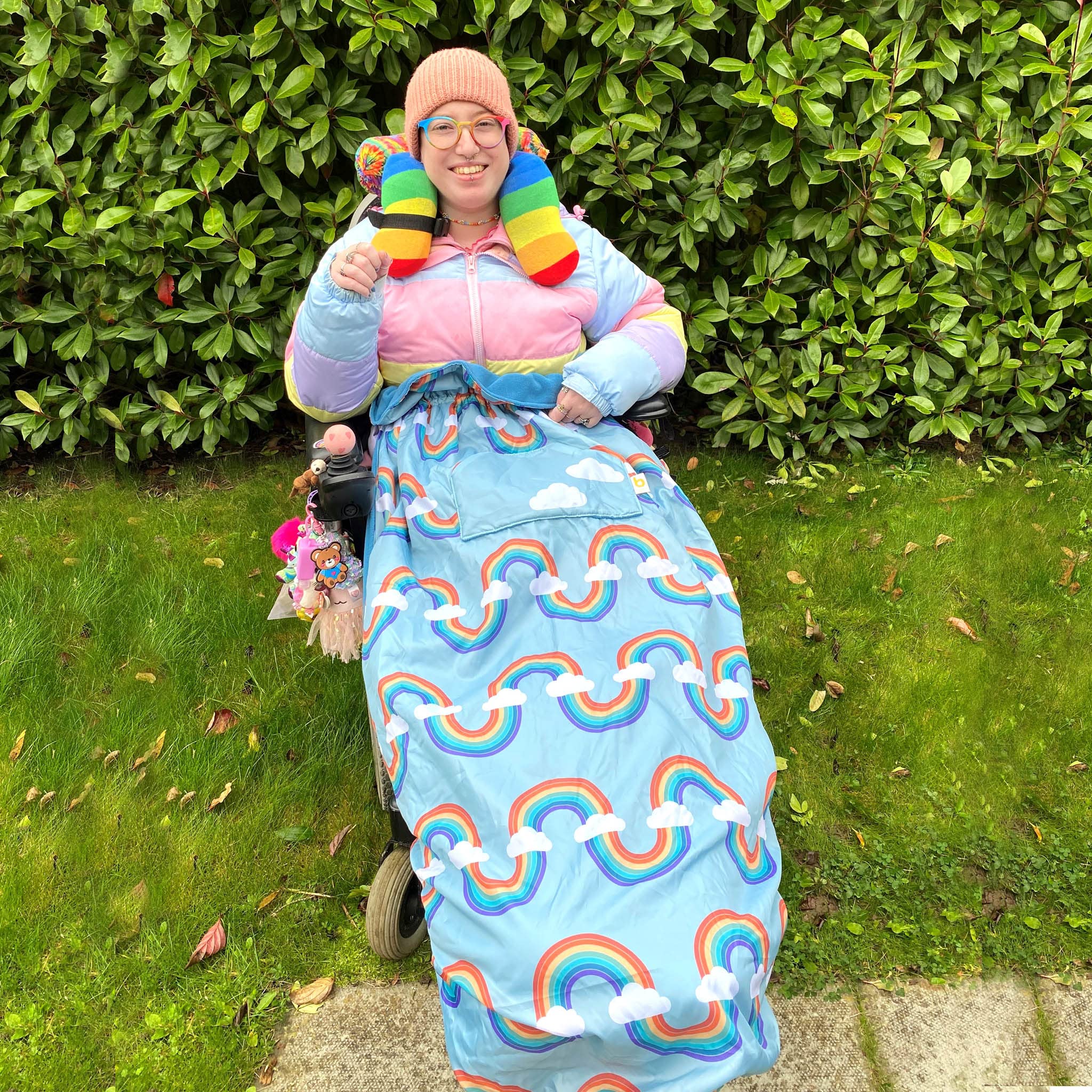 Bundlebean Blue/ Rainbow - Fleece-Lined Wheelchair Cosy Cover- 100% Waterproof Rain Cover For Wheelchair Users- Universal Fit, Manual & Powered Wheelchairs, Easy To Fit Wheelchair Blanket- Adult Size (Retro Rainbow)