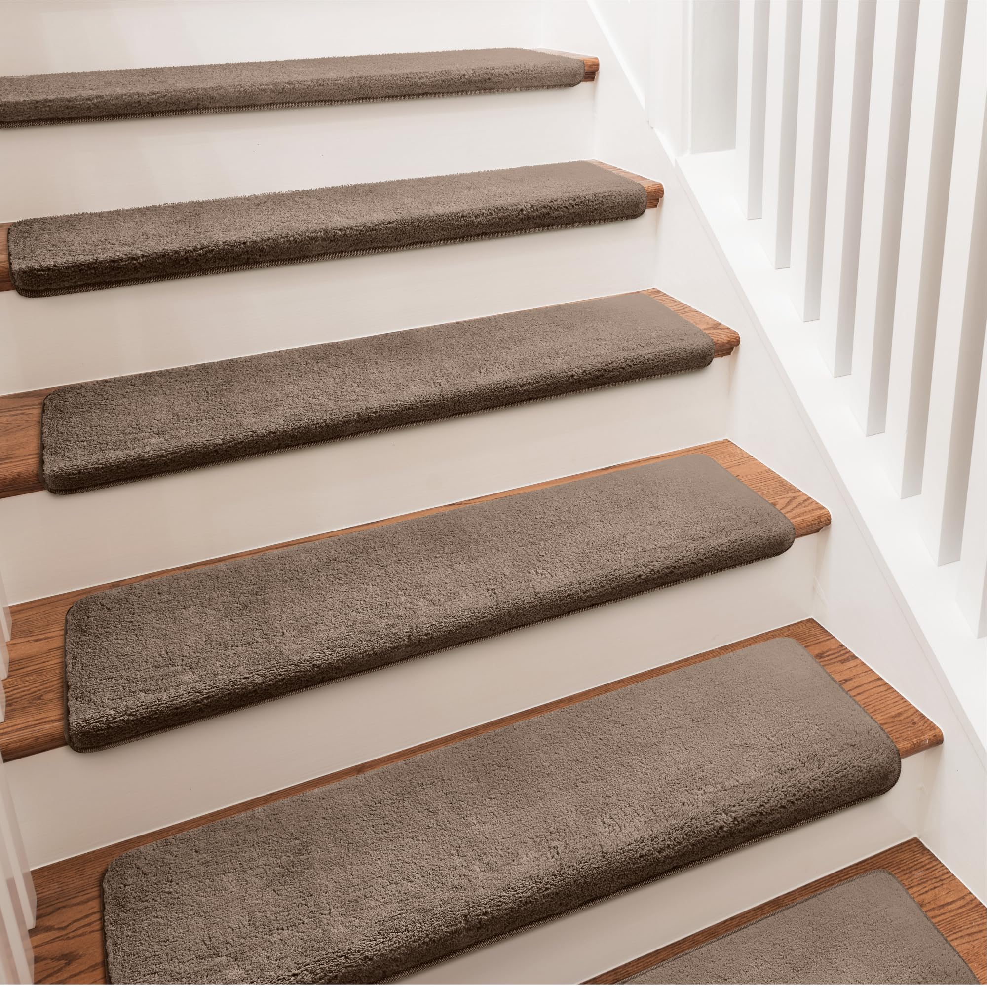 PURE ERA Bullnose Carpet Stair Treads Ultra Plush Brown 14 Pcs