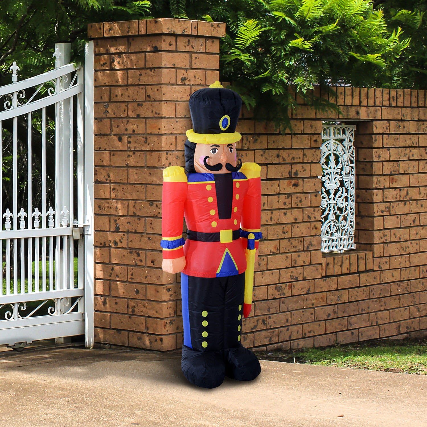 HOMCOM 6’ Christmas Inflatable Nutcracker Toy Soldier, Outdoor Blow-Up Yard Decoration with LED Lights Display