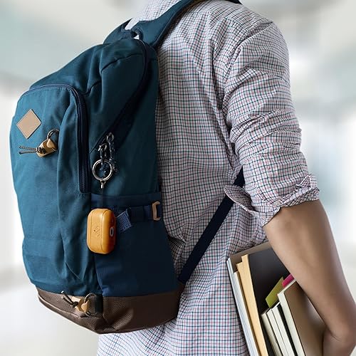 Miniatura 7 de Dreem Om Funda con clip para llavero compatible con AirPods Pro 2Pro, carcasa rígida protectora de una pieza, funda de cuero vegano de lujo para