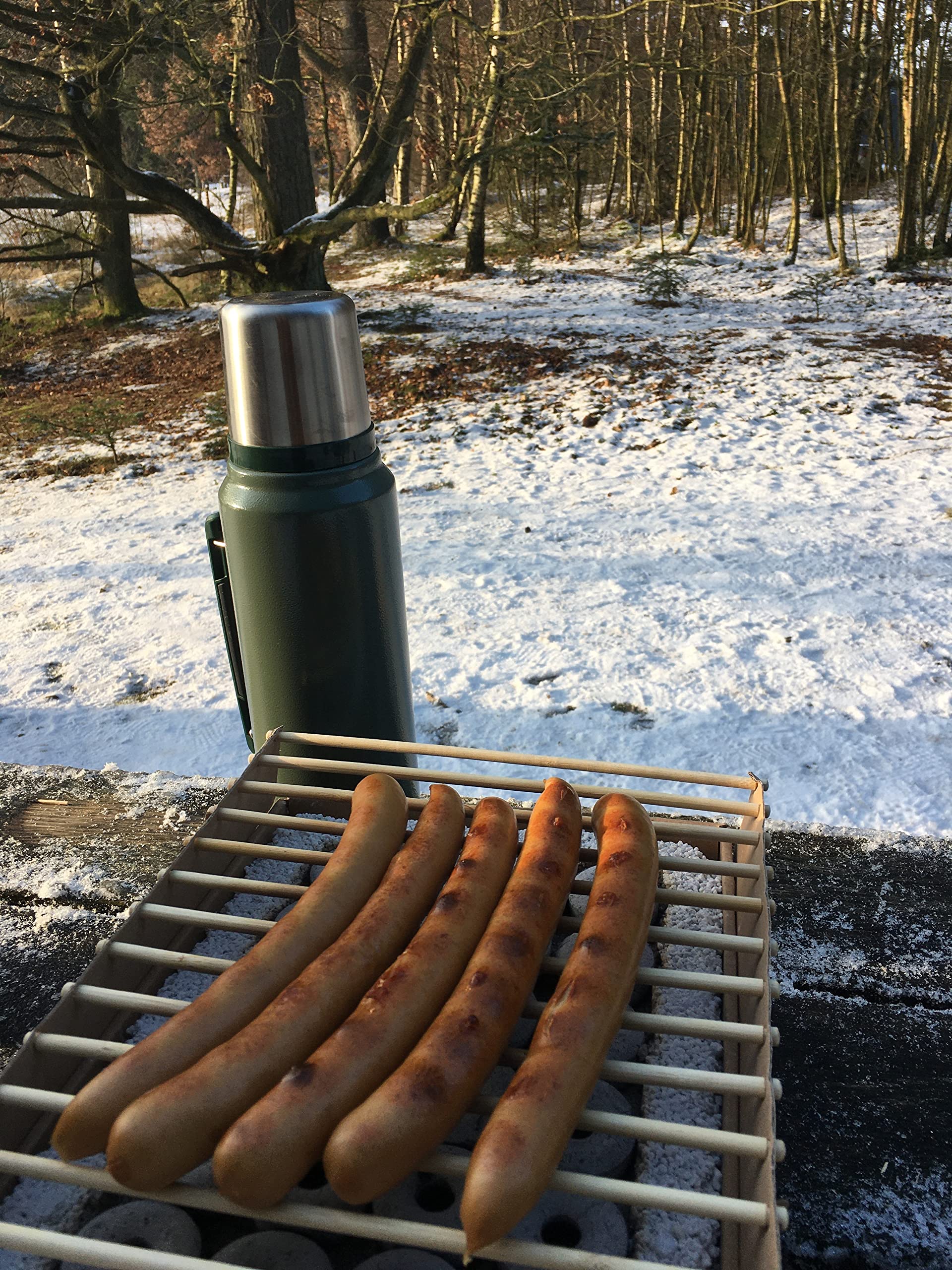 Öko Einweggrill (3 Stück) - Das Original - Einmalgrill für Camping Strand Park 100% Nachhaltig 50% weniger CO2 durch Bambuskohle, Grill nach 5 min startklar und über 1 Stunde nutzbar
