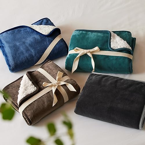 Miniatura 8 de Bedsure - Manta para gatos de interior, mantas impermeables y calmantes para protección del sofá y la cama, manta de lana y Sherpa para mascotas,