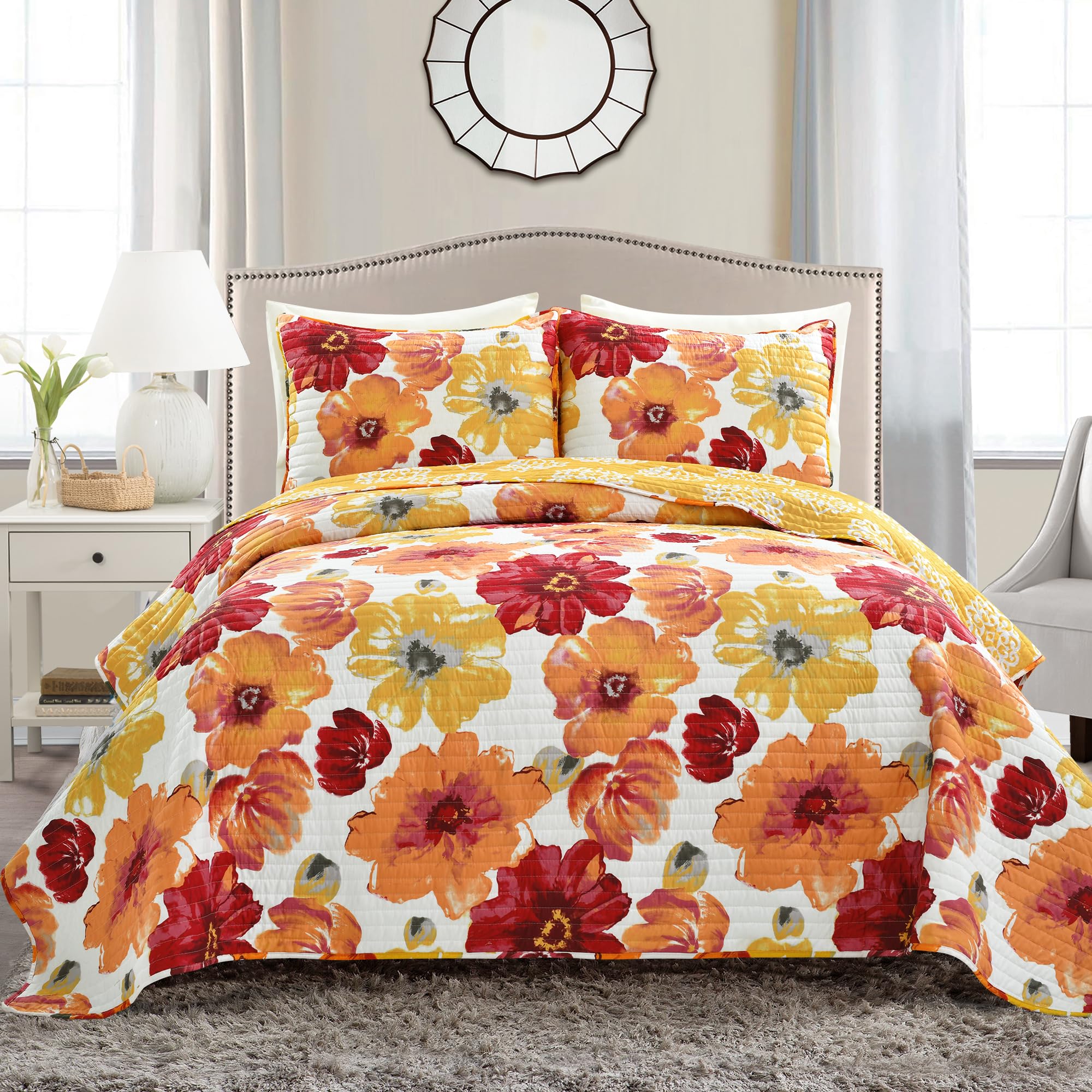 Lush Decor Leah Reversible Floral Quilt Set, 3 Piece Set, Full/Queen, Red & Orange - Charming Floral Bedding Set - Large Blooming Watercolor Flowers