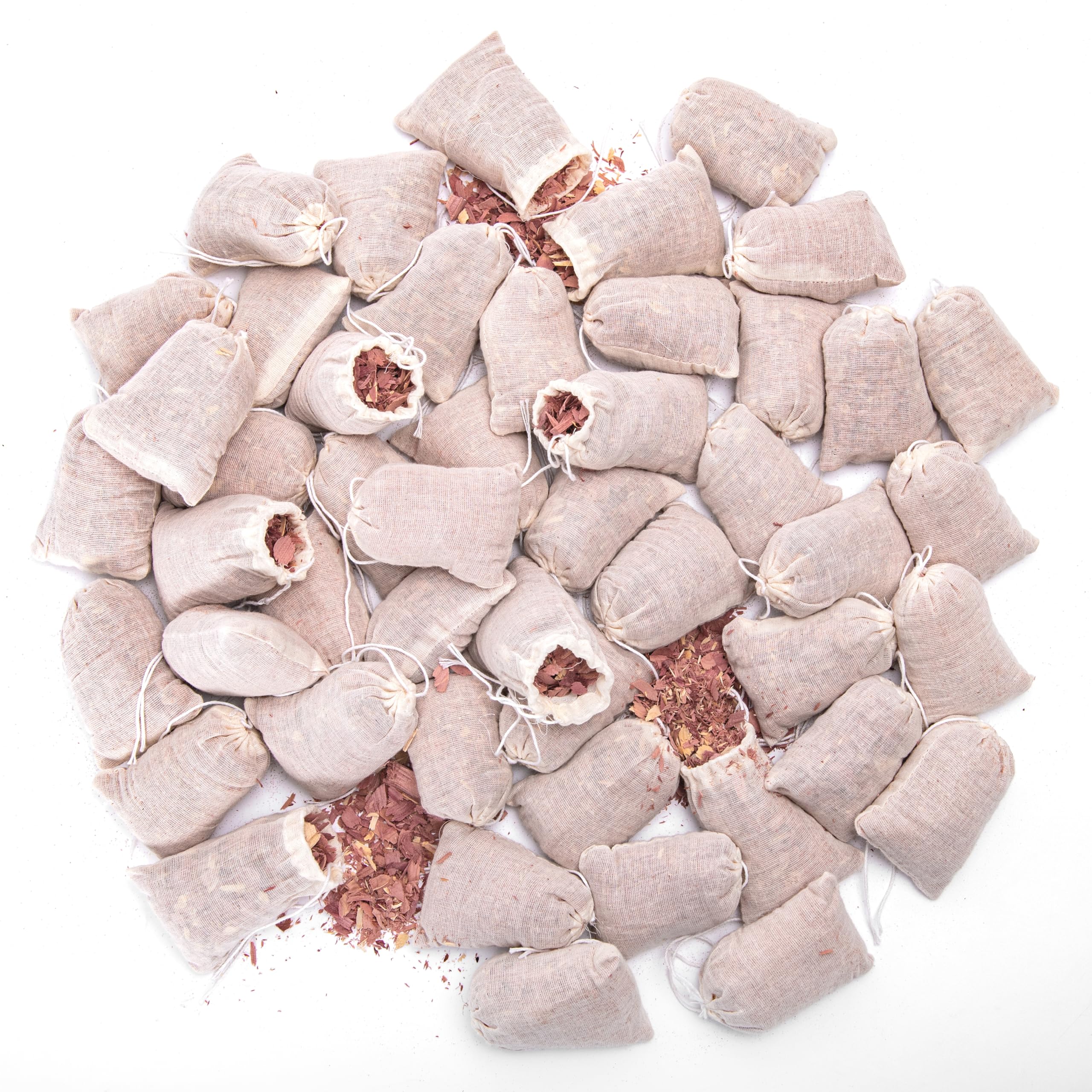 Lavande Sur Terre Pack of 48 Cedar Sachets Bag, Red Cedar Chips Sachets for Clothes Storage, Home Fragrance Sachet for Drawers and Closets, LV-F-CC-3