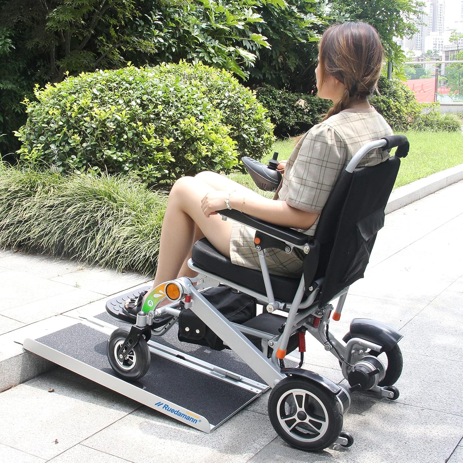 Ruedamann 2' x 28" Wheelchair Ramp with Non-Slip Surface,Portable Aluminum Wheelchair Ramp, Ramps for Wheelchairs,Home,Steps,Stairs,Handicaps,Doorways (MR607WL-2) -