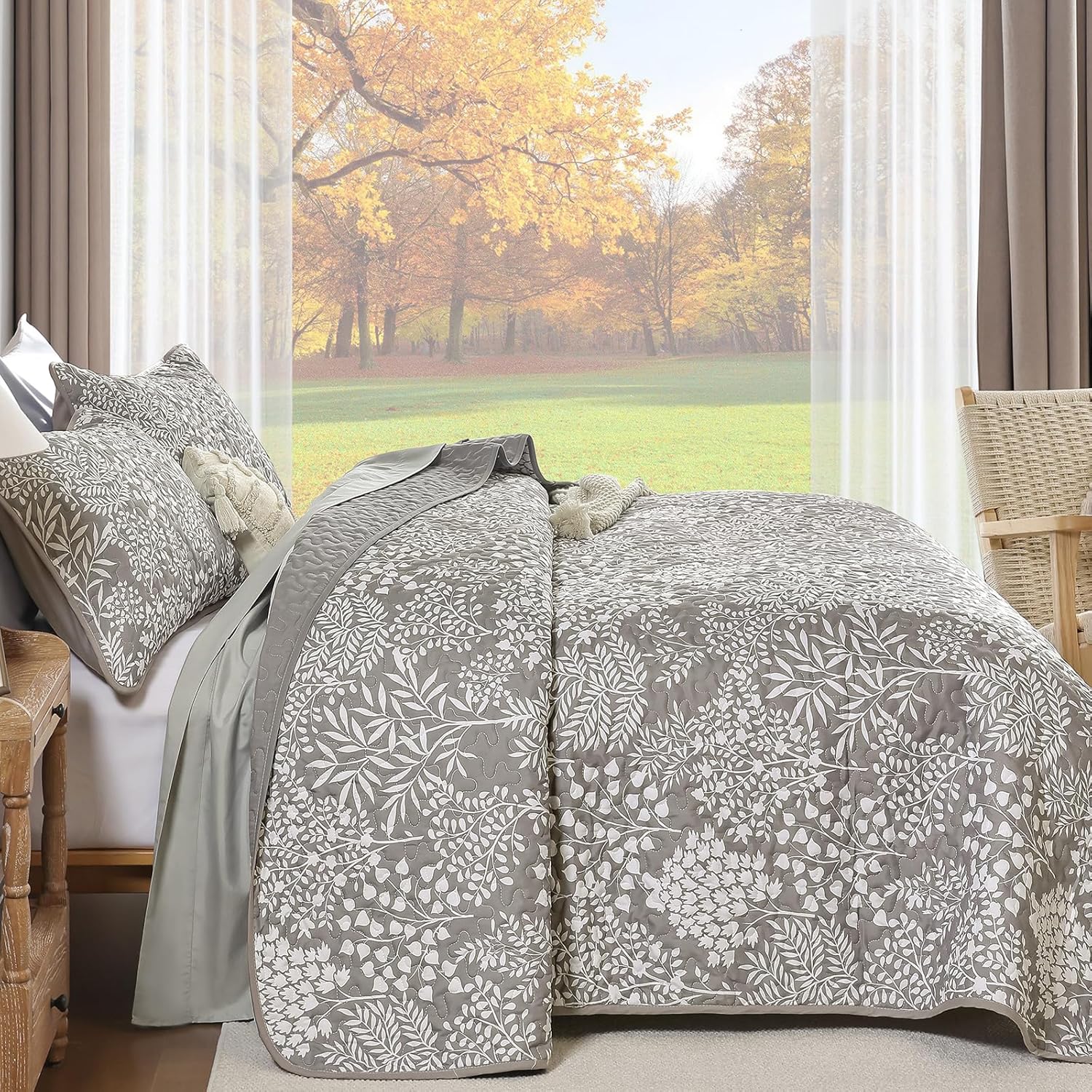 WONGS BEDDING Gray Quilt Set Queen Size, Botanical Print Bedspread Coverlet Set, Soft Lightweight Farmhouse Floral Quilt Bedding Set for All Season (96"x90")