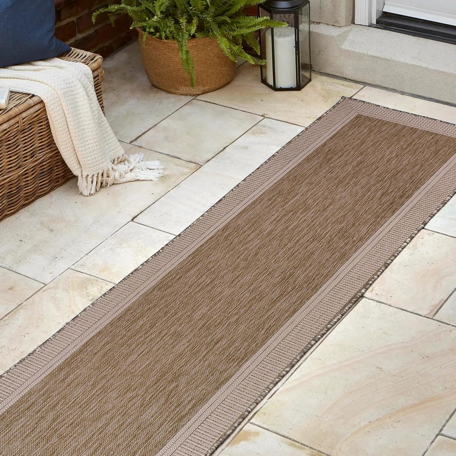 JONATHAN Y Wide Stripe Border Indoor Outdoor Runner Rug 2X8 Beige/Cream, Hali Coastal Casual for Backyard, Patio, Porch, Easy-Cleaning, High Traffic, Pet-Friendly, Non-Shedding (TSN211A-28)