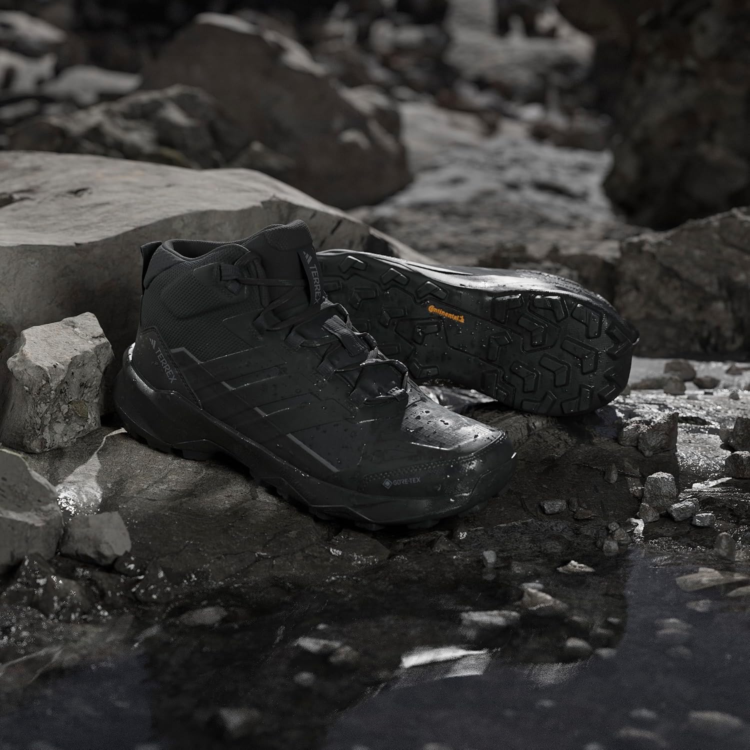 Adidas Mens Terrex Skychaser Ax5 Mid Top Gore-tex Hiking