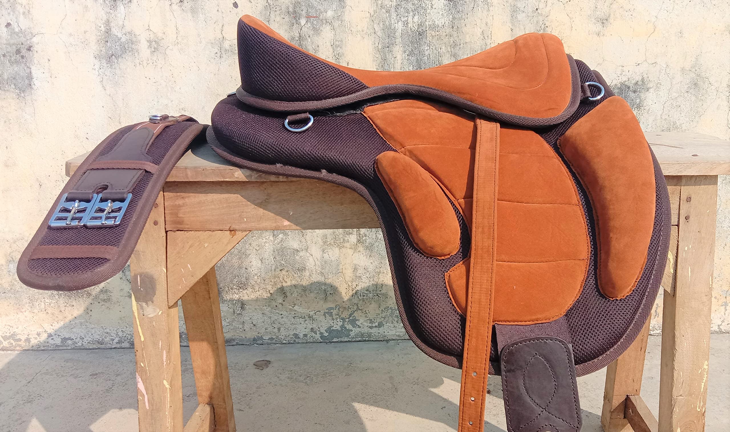 Treeless Freemax Fully Suede All Purpose Horse Saddles (Various Colour and Size) (17", Golden Brown)