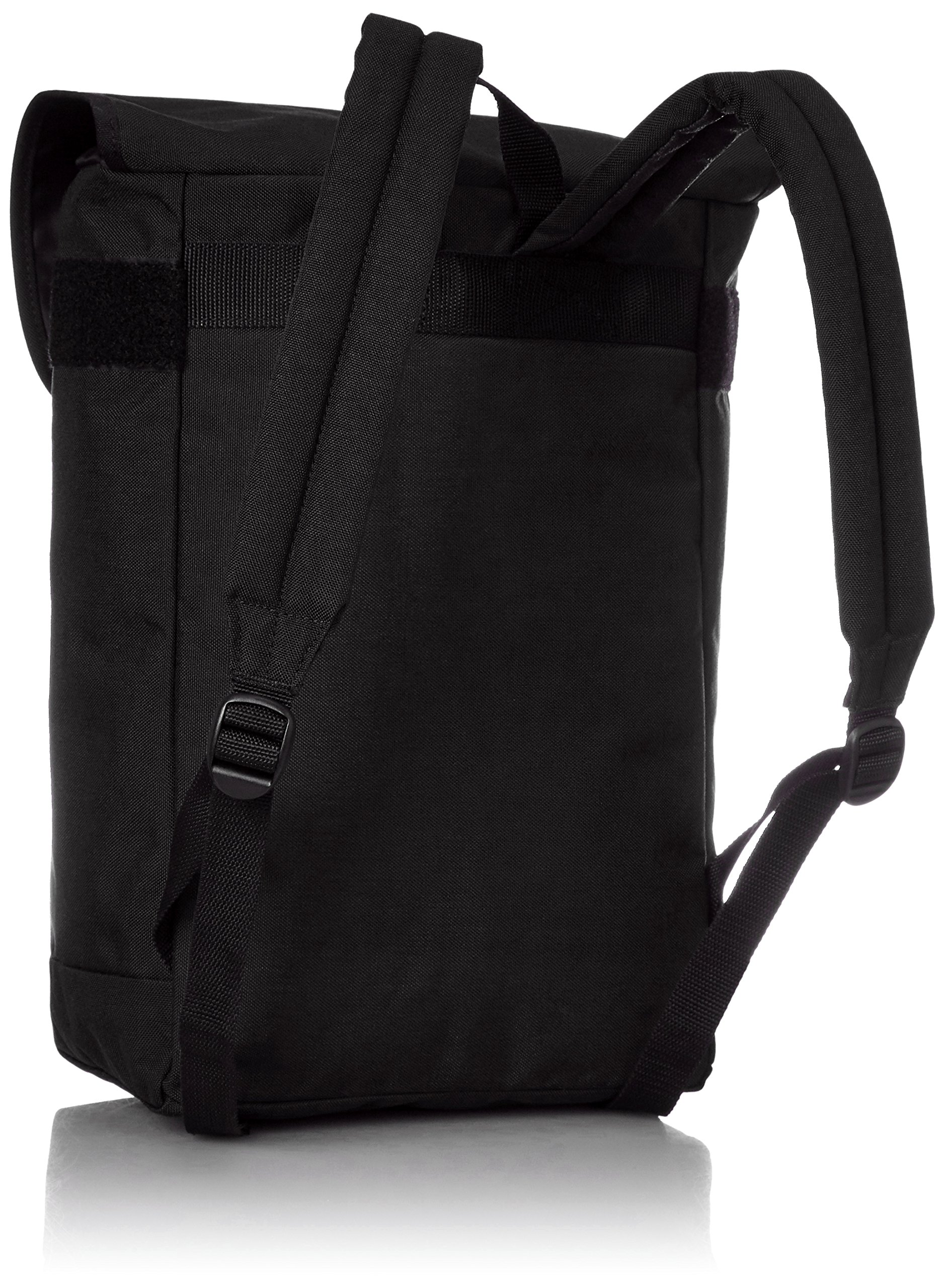 Amazon Com Manhattan Portage Gramercy Backpack Black Sports Outdoors