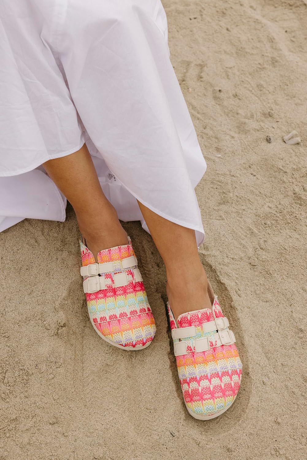 Rocket Dog Women’s ABEL Comfort Classic Clog - Image 2