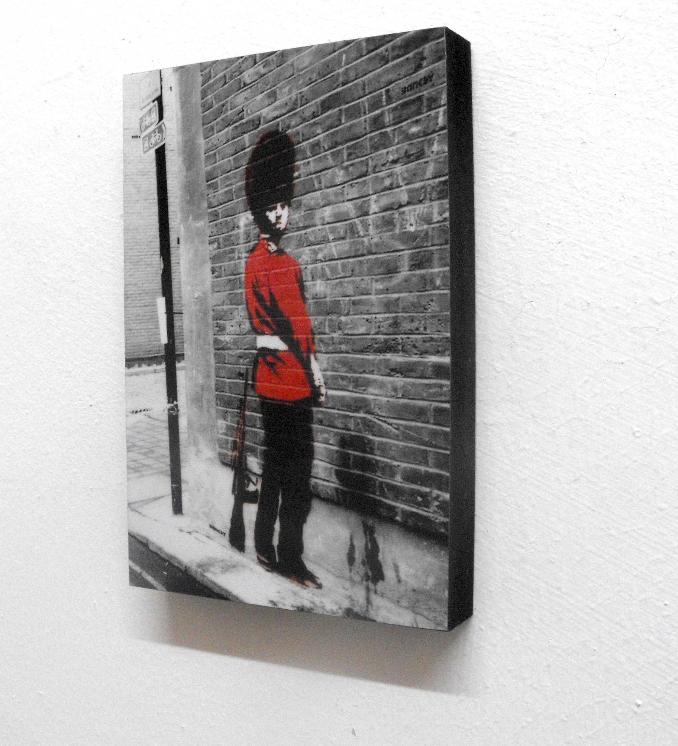 Totally Graphics 6" x 4" Block Mounted Picture, Banksy Queens Guard Peeing (postcard size)