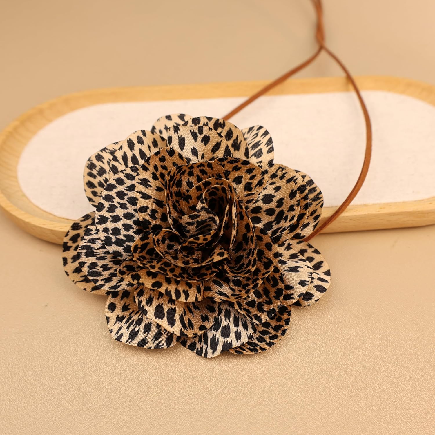 Vintage Leopard Print Flower Choker Necklace 78.7 inch Long Suede Rope Y Necklace Black Brown String Tassel Floral Collar Necklace with Artificial Cloth Flower for Women - Image 5