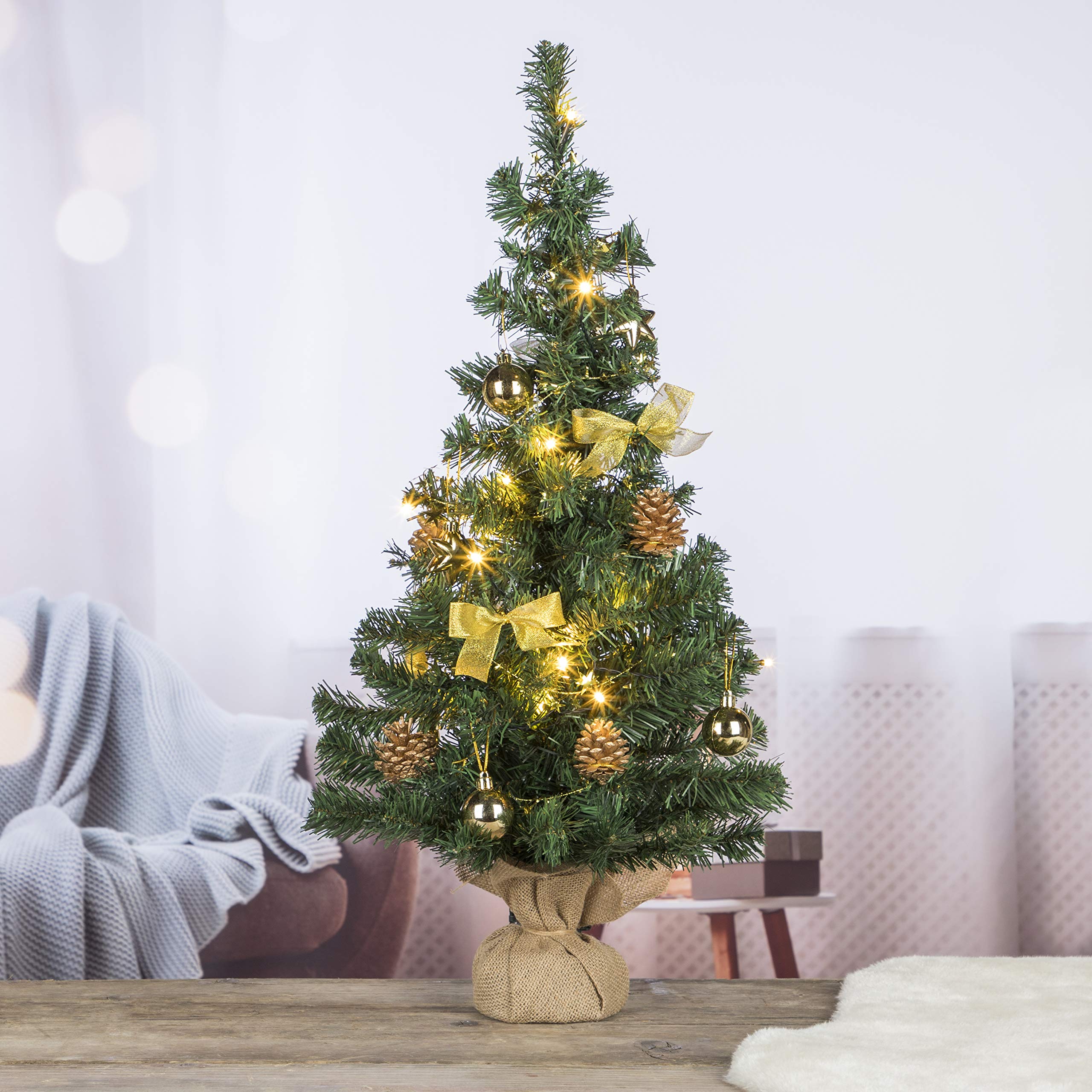 Kleine kunskerstboom met jute voet 75 cm | It's all about Christmas Kleine kunskerstboom met jute voet 75 cm | It's all about Christmas