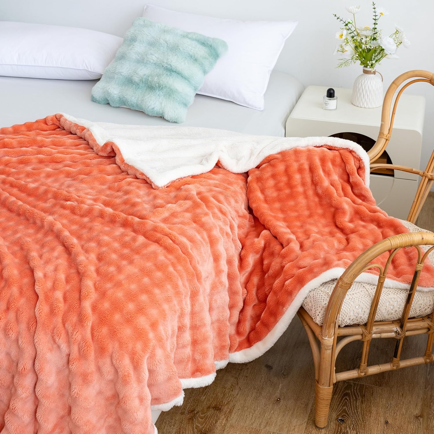 UKELER Sherpa Throw Blanket 60 × 80 inch- Cute 3D Bubble Design Soft Plush Fleece Blanket for Bed Couch Sofa Office Camping, 540 GSM, Coral Pink - Image 3