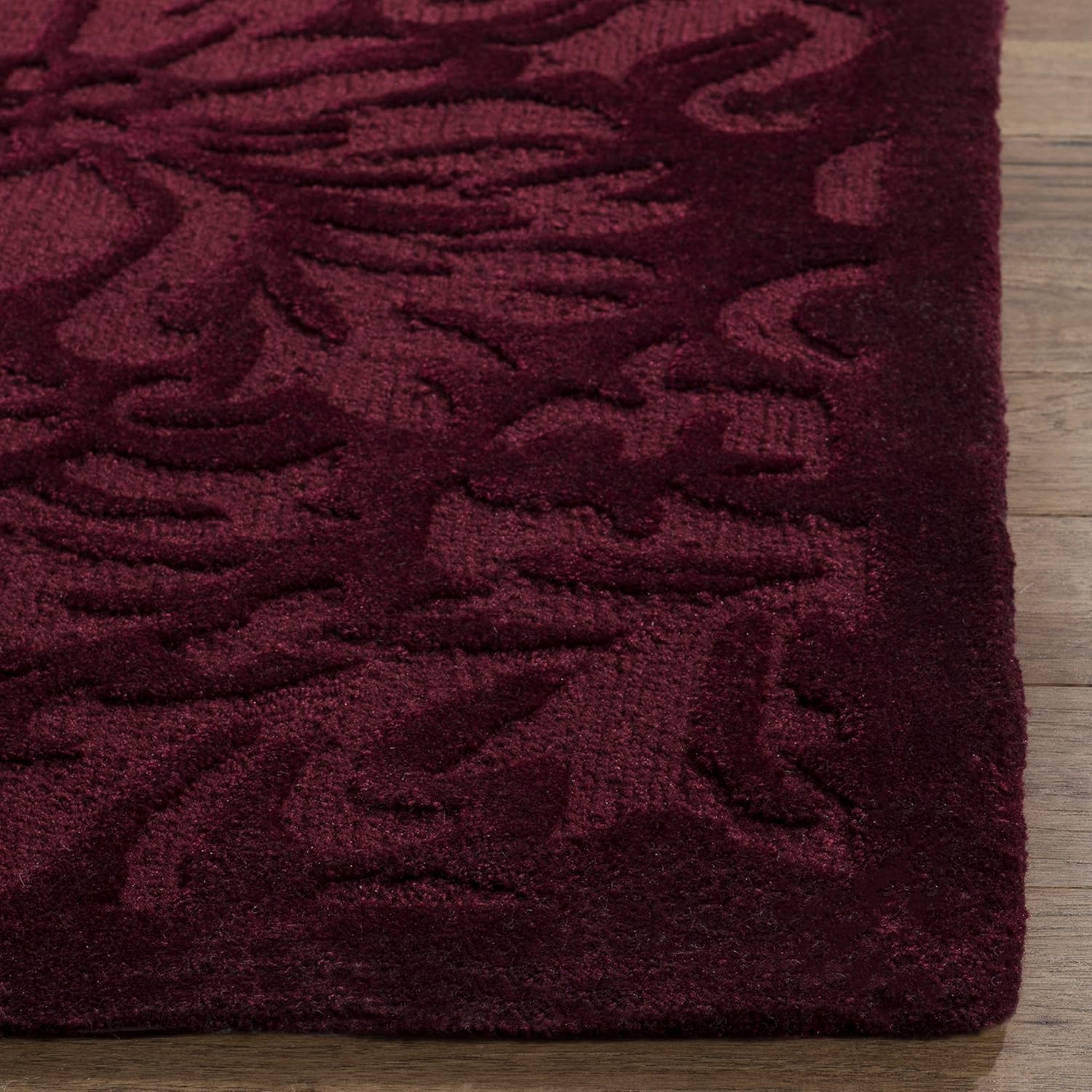 SAFAVIEH Total Performance Collection Accent Rug - 3' x 5', Marine, Hand-Hooked Damask, Non-Shedding & Easy Care, Ideal for High Traffic Areas in Entryway, Living Room, Bedroom (TLP714A)