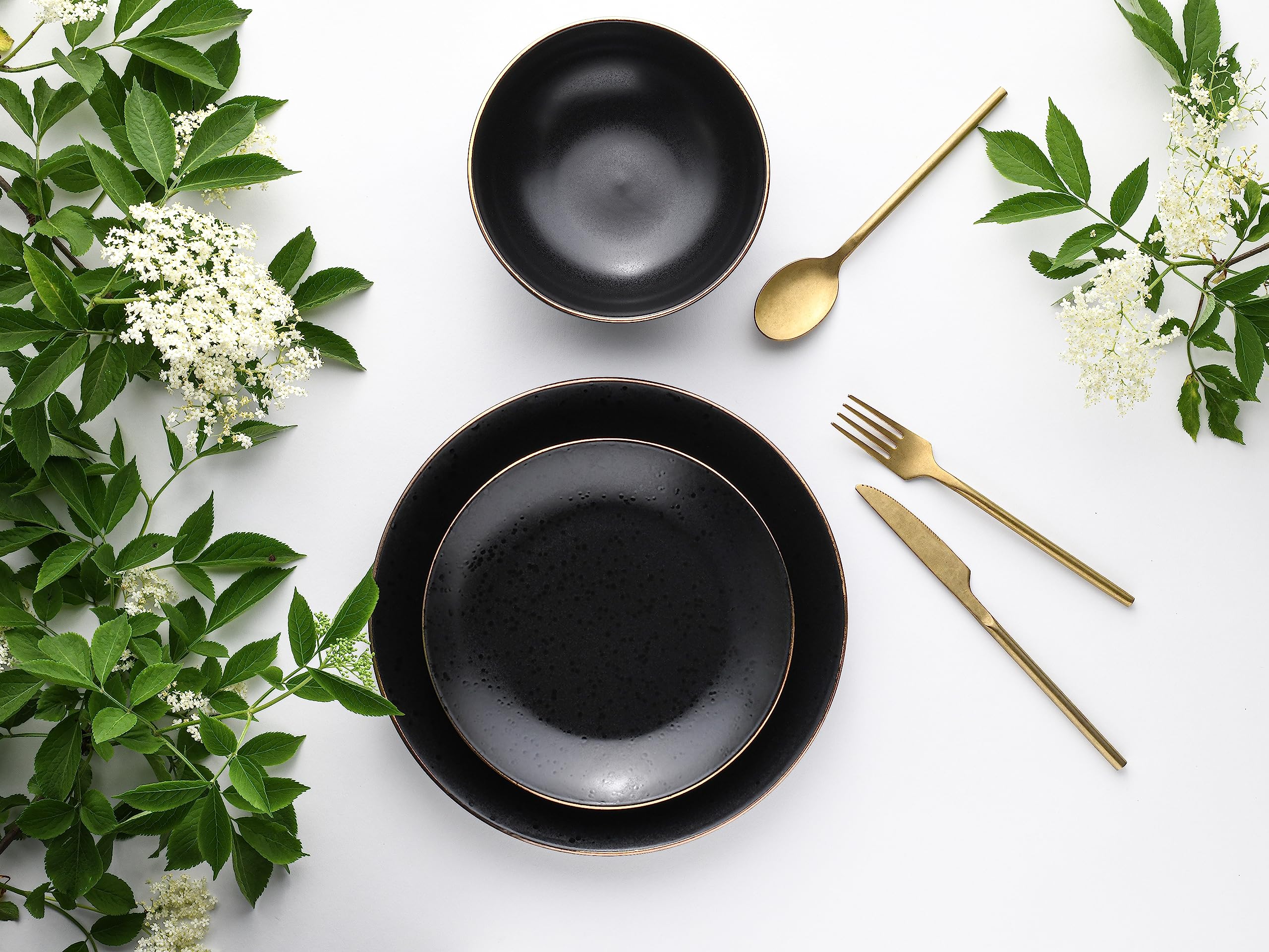 CreaTable, 22707, Serie Industrial Gold BLACK, 12-teiliges Geschirrset für 4 Personen, Teller Set aus Steinzeug, spülmaschinen- und mikrowellengeeignet, Qualitätsproduktion