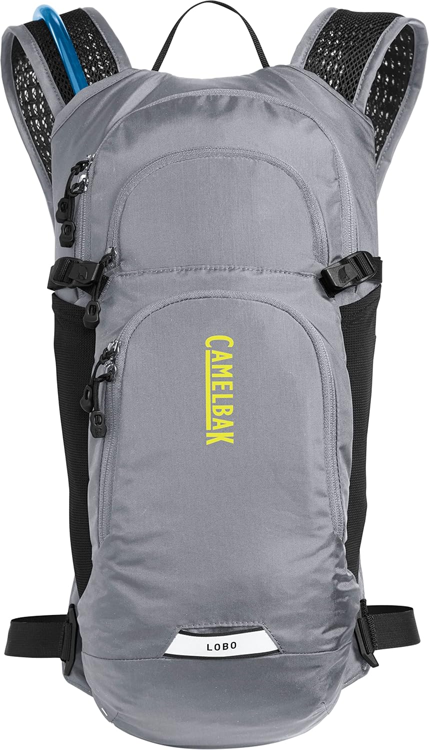 CAMELBAK MAXIMUM GEAR バックパック マルチカム Amazon.co.jp