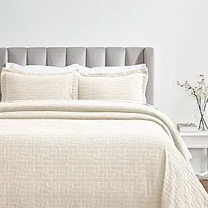 Superior 3 Piece Cotton Bedspread and Sham Set, Home Bed Decor, Decorative Bed Spread, 2 Pillow Shams, Medium Weight, Geometric Matelasse Coverlet, Bedding Essentials, Madrid Collection, King, Ivory