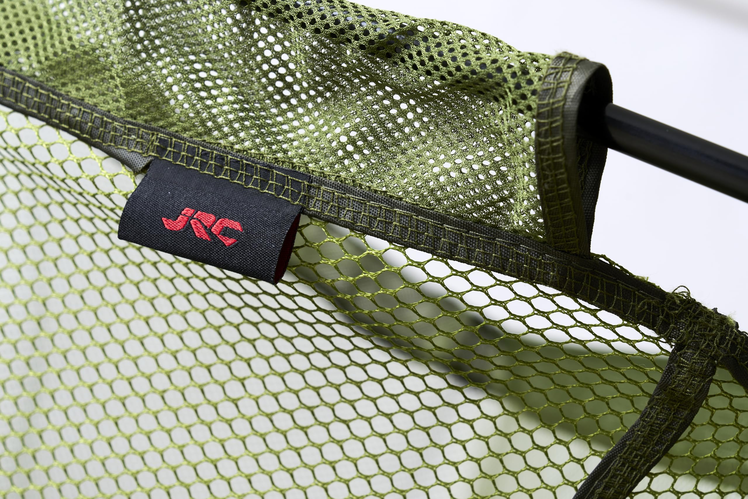 JRC Defender Two Rod Combo – 2 x 3.6m JRC Carp Rods, 2 x Mitchell 6500 Reels, 38" Specimen Net & 6ft Net Handle – Ideal for Carp Fishing