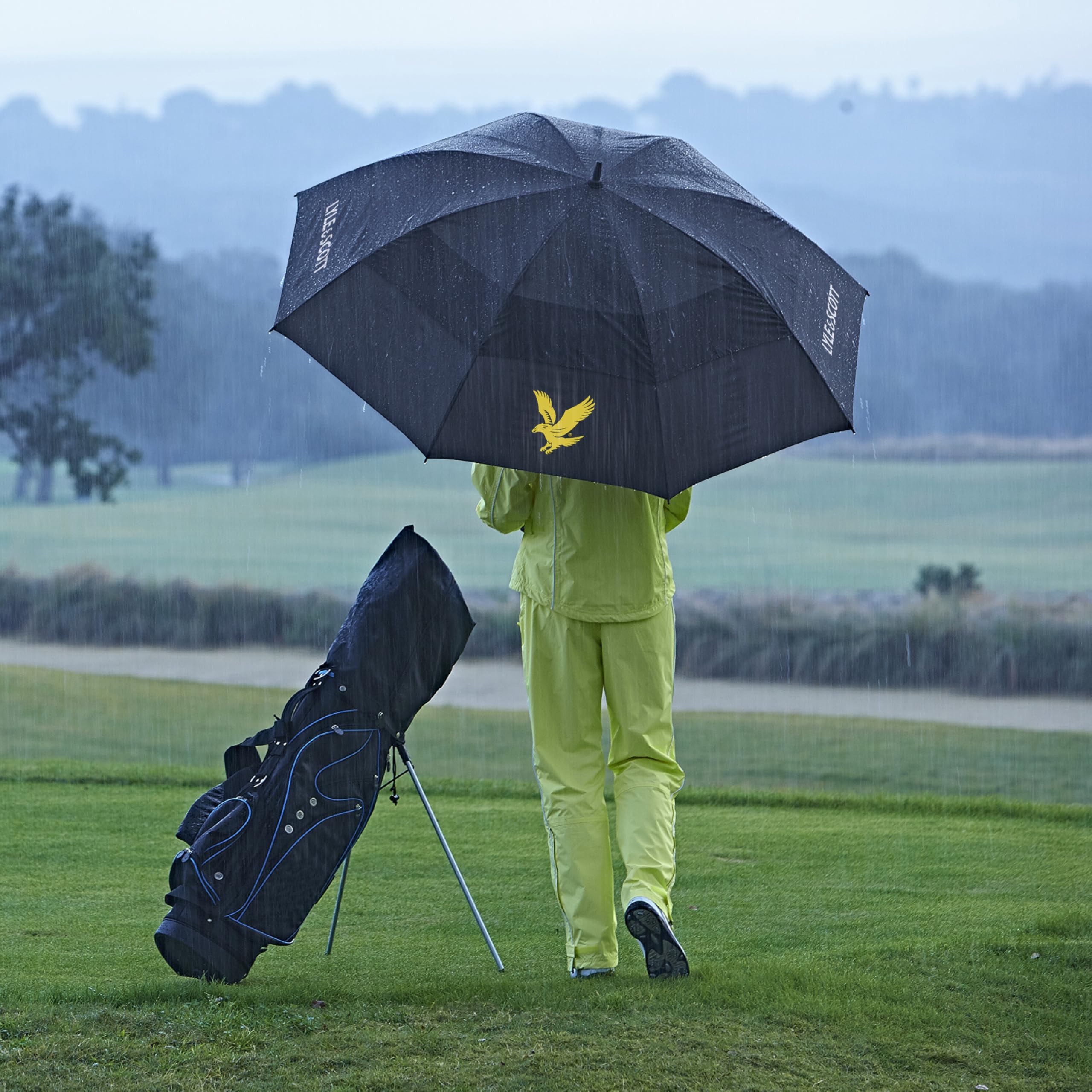 Lyle and Scott 157,7 cm Golfschirm – Doppel-Baldachin-Design, winddichter Regenschirm mit leichtem Fiberglas-Schaft, Doppeldach Golfschirm, Schutzhülle – unverzichtbares Golfzubehör