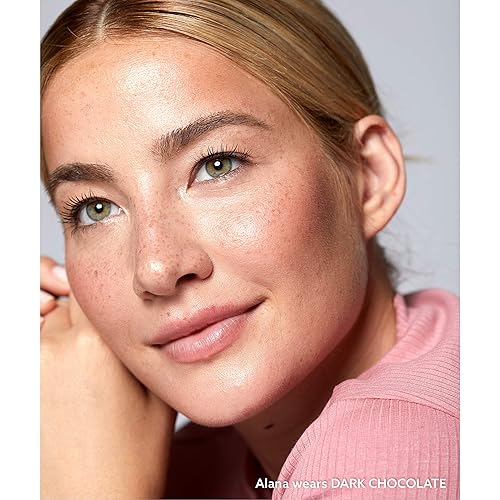 Miniatura 4 de Undone Beauty Laze Lash Glaze - Máscara voluminizadora de alto brillo con cepillo curvado, fórmula ligera para pestañas separadas y potenciadas de