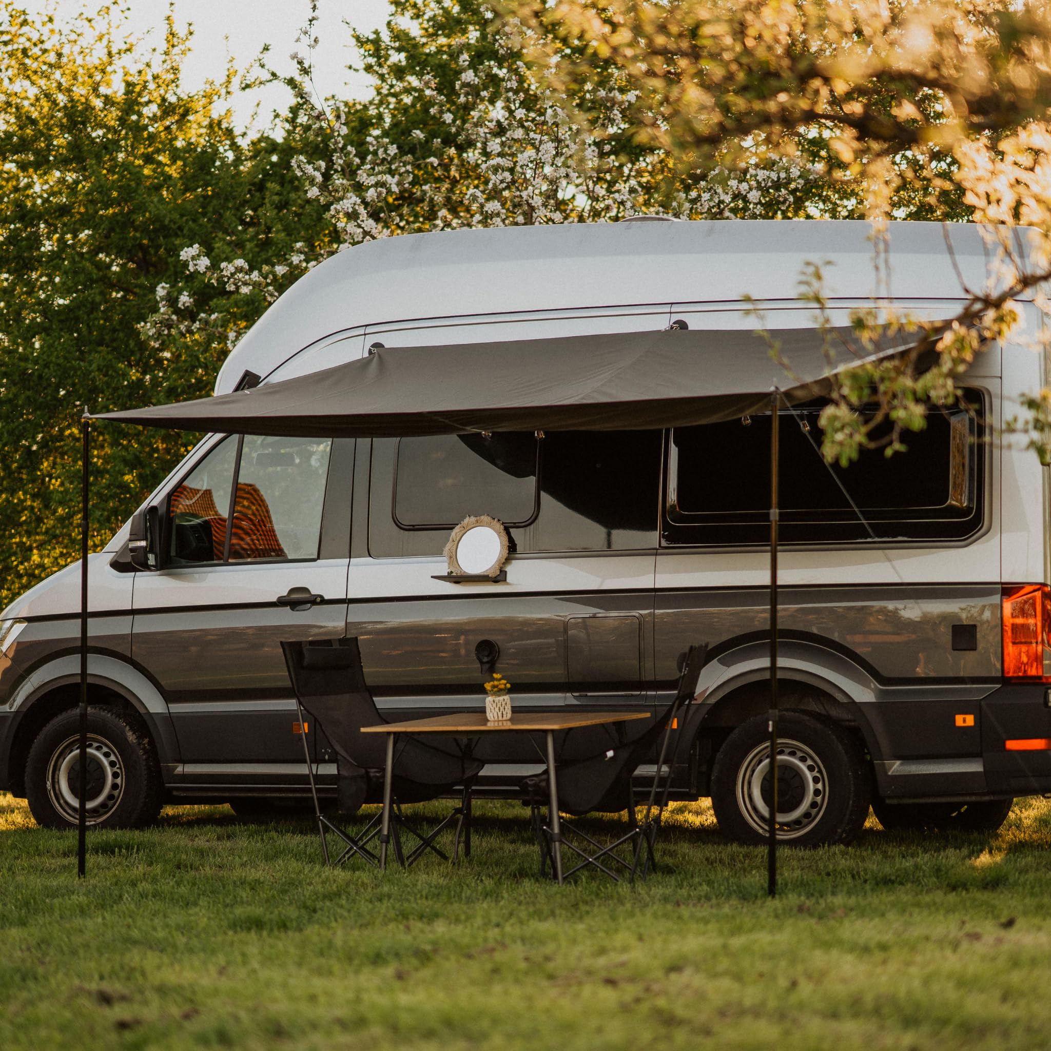Campnetic Sonnensegel für Camping 2,5x3m inkl. Teleskopstangen u. Zubehör | Camping Sonnensegel, 3 x 56kg gummierte Magnete m Karabinern und Ösen, Sonnenschutz für Kastenwagen & Van, Regenschutz