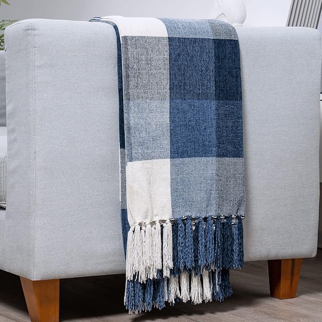 RECYCO Buffalo Plaid Chenille Throw Blanket Soft Cozy Checkered Blanket Throw with Fringe Tassel for Couch Sofa Chair Bed Living Room Gift, Navy Plaid, 152X127cm