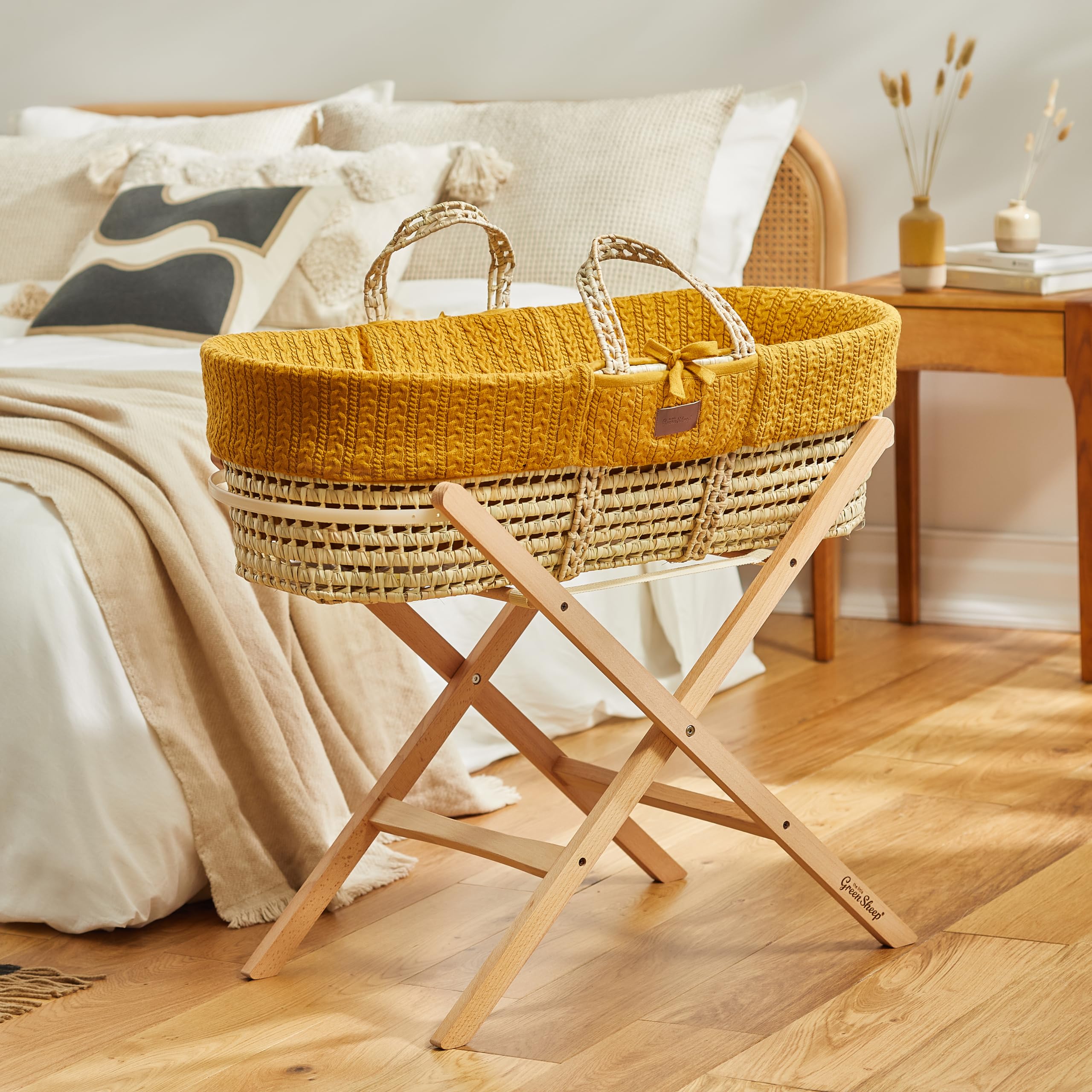 The Little Green Sheep Moses Basket with Stand - Organic Knitted Bassinet Made with Natural Palm Leaf, Mattress and Natural Foldable Stand, Free From any Nasties, Durable and Lightweight, Honey