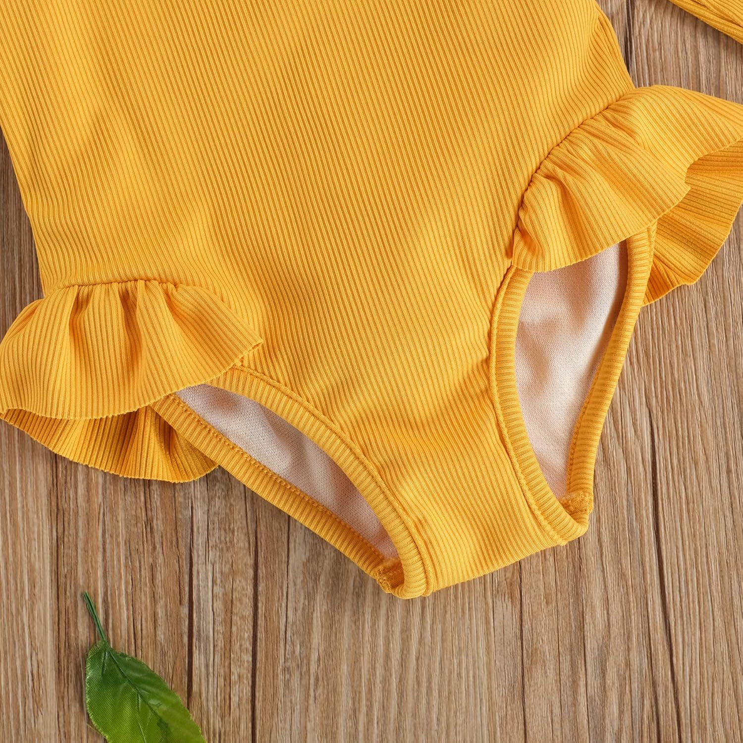 Karuedoo Baby Girls One Piece Swimsuit Zip Rash Guard Swimwear Ruffled Long Sleeve Bathing Suit: Clothing, Shoes & Jewelry