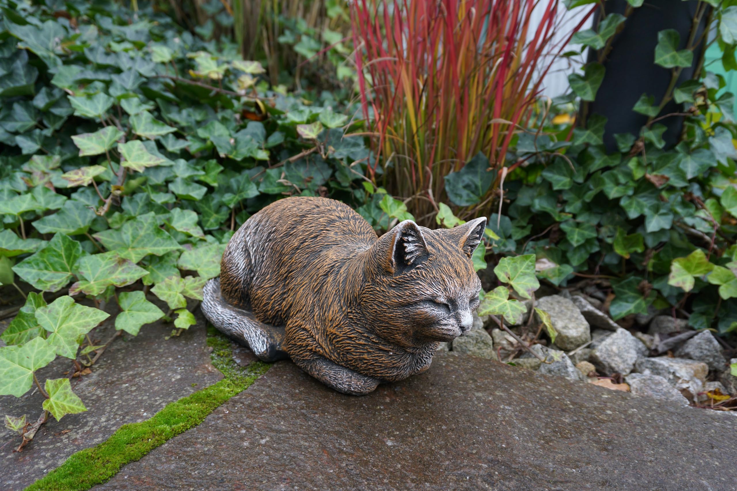 gartendekoparadies.de Masywna kamienna figurka kota, wysokość 17 cm, 35 x 20 cm, 9 kg, z odlewu kamiennego, odporna na mróz, do użytku wewnątrz i na zewnątrz (brązowa)