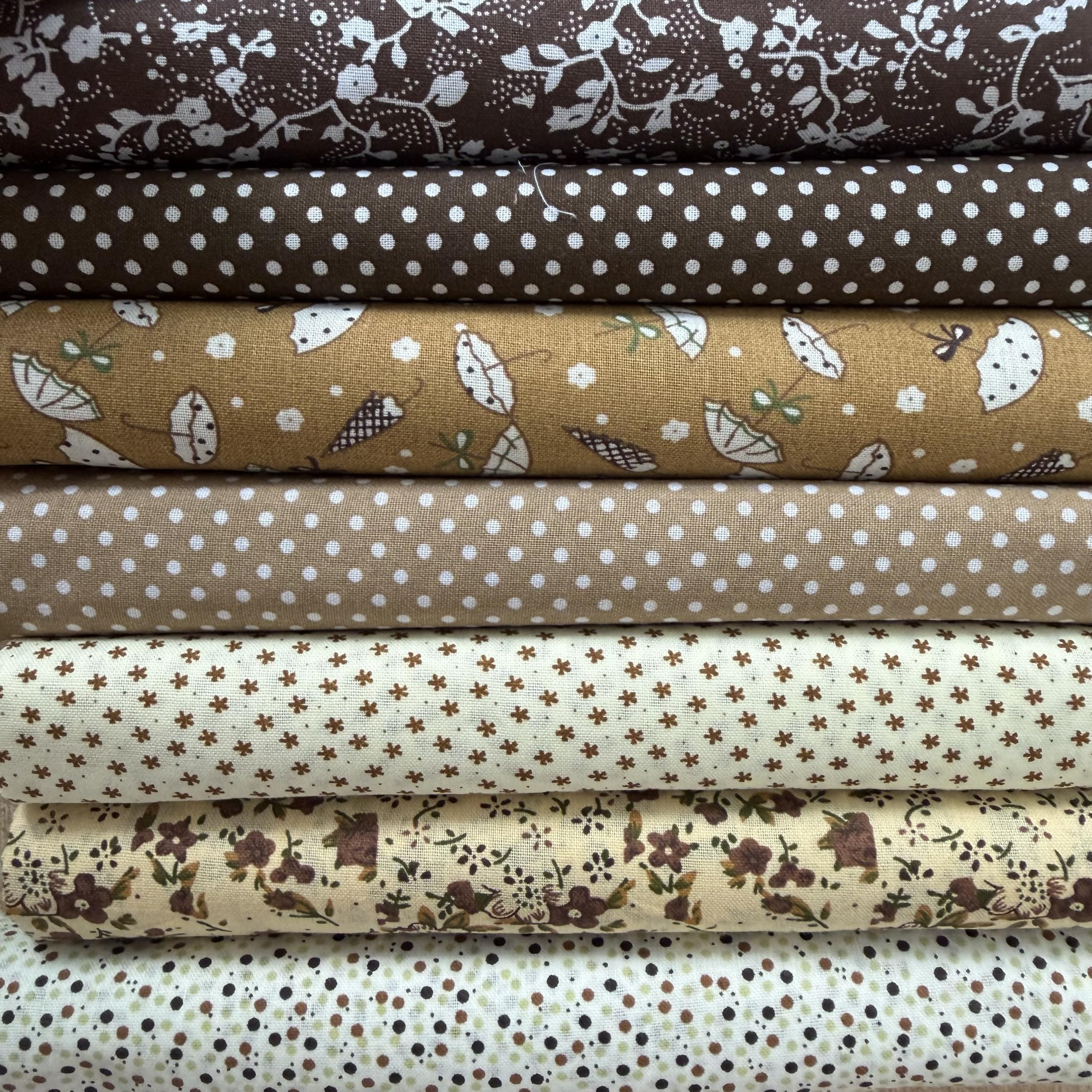 Cotton Fabric DIY Making Supplies Quilting Patchwork Fabric Fat Quarter Bundles DIY for Quilting Cotton Patchwork Cushions (Brown, 20" x 20")