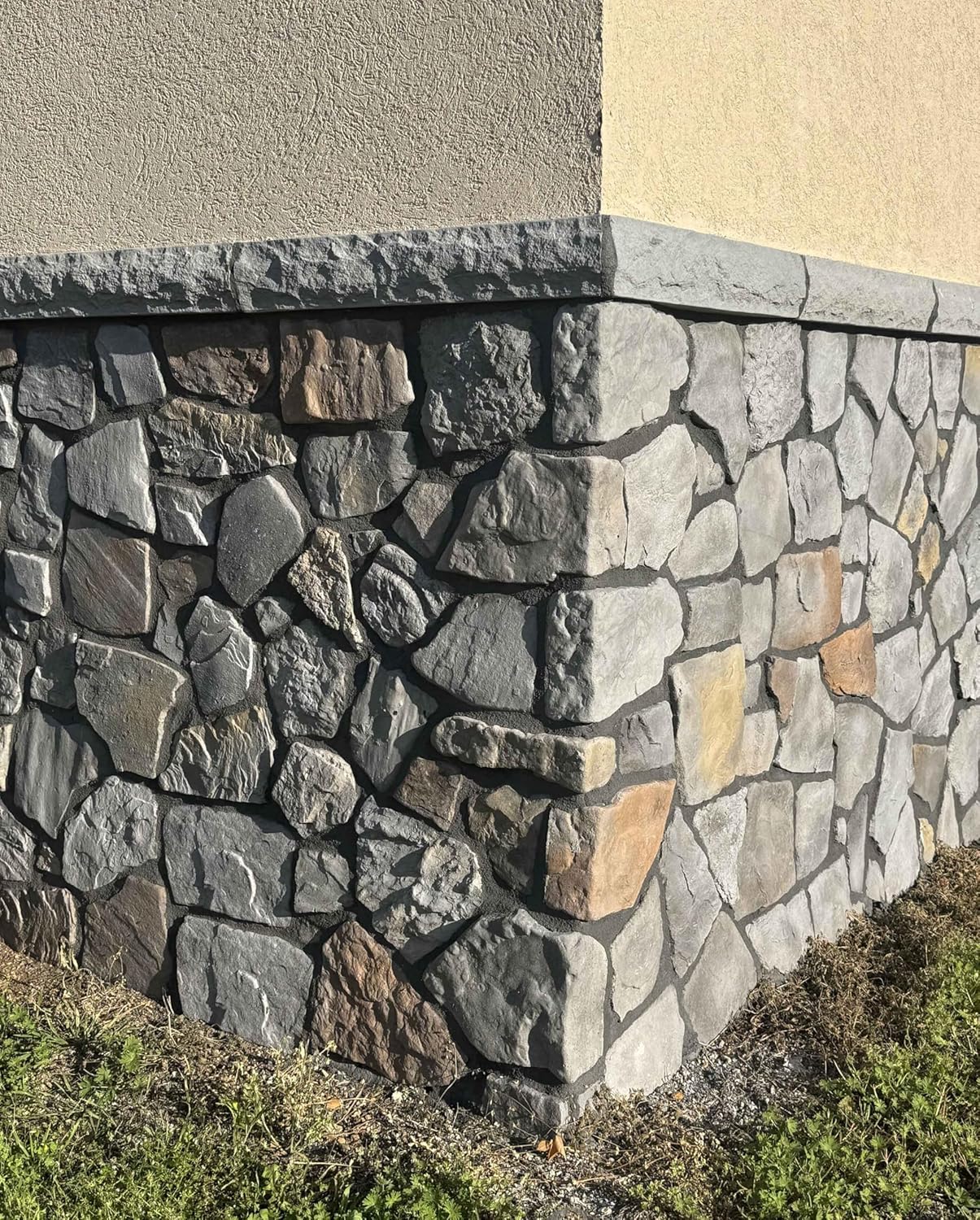 Masonry Stone Veneer Rubber Mold for Concrete, Fieldstone Corner Mold, Version 2