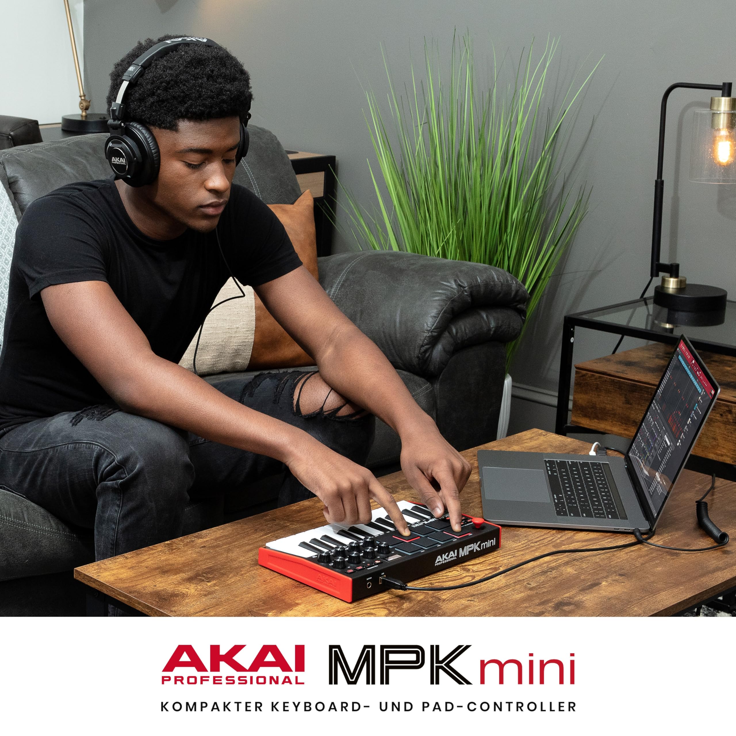 Akai Professional MPK Mini MK3 25-Tasten USB MIDI Keyboard Controller, 8 Hintergrundbeleuchtete Drum Pads, 8 Regler, Musikproduktion-Software und Native Instruments Sound Package (NKS Integration)