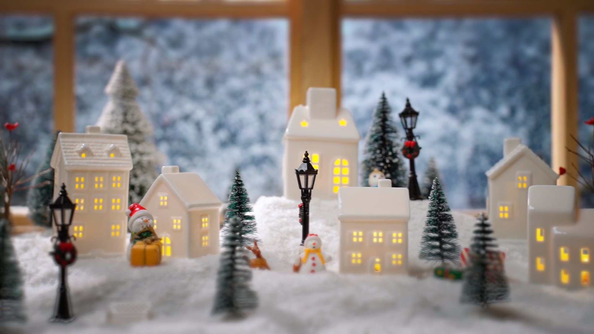 Amazon.com: WinnerWhy 24 Pcs Christmas Village House LED Lighted