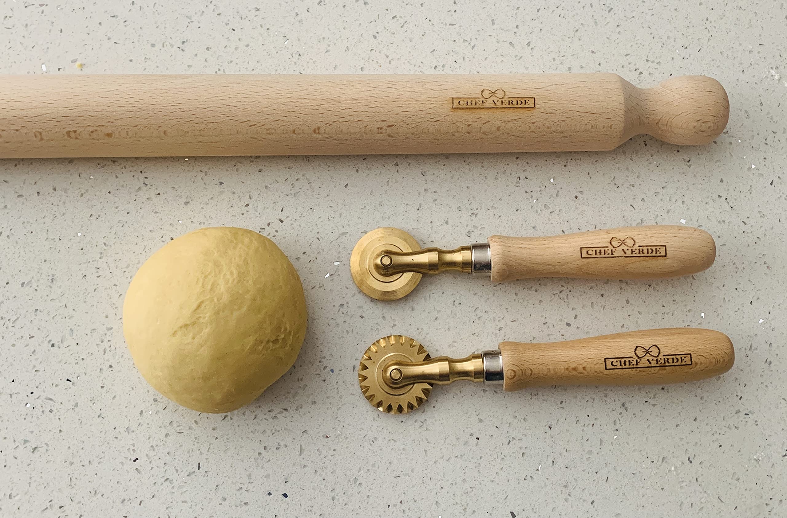 麺棒② 山崎実業 tower スケッパー付きシリコーンめん棒 タワー