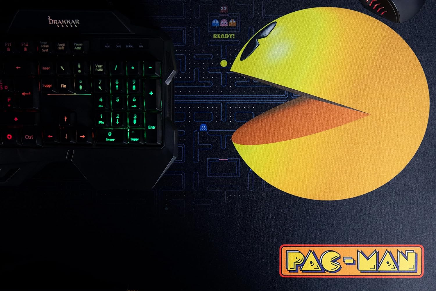 Konix Tappetino per mouse da gioco Pac-Man XXL 90 x 46 cm - Base in gomma antiscivolo - nero e giallo - Immagine 4
