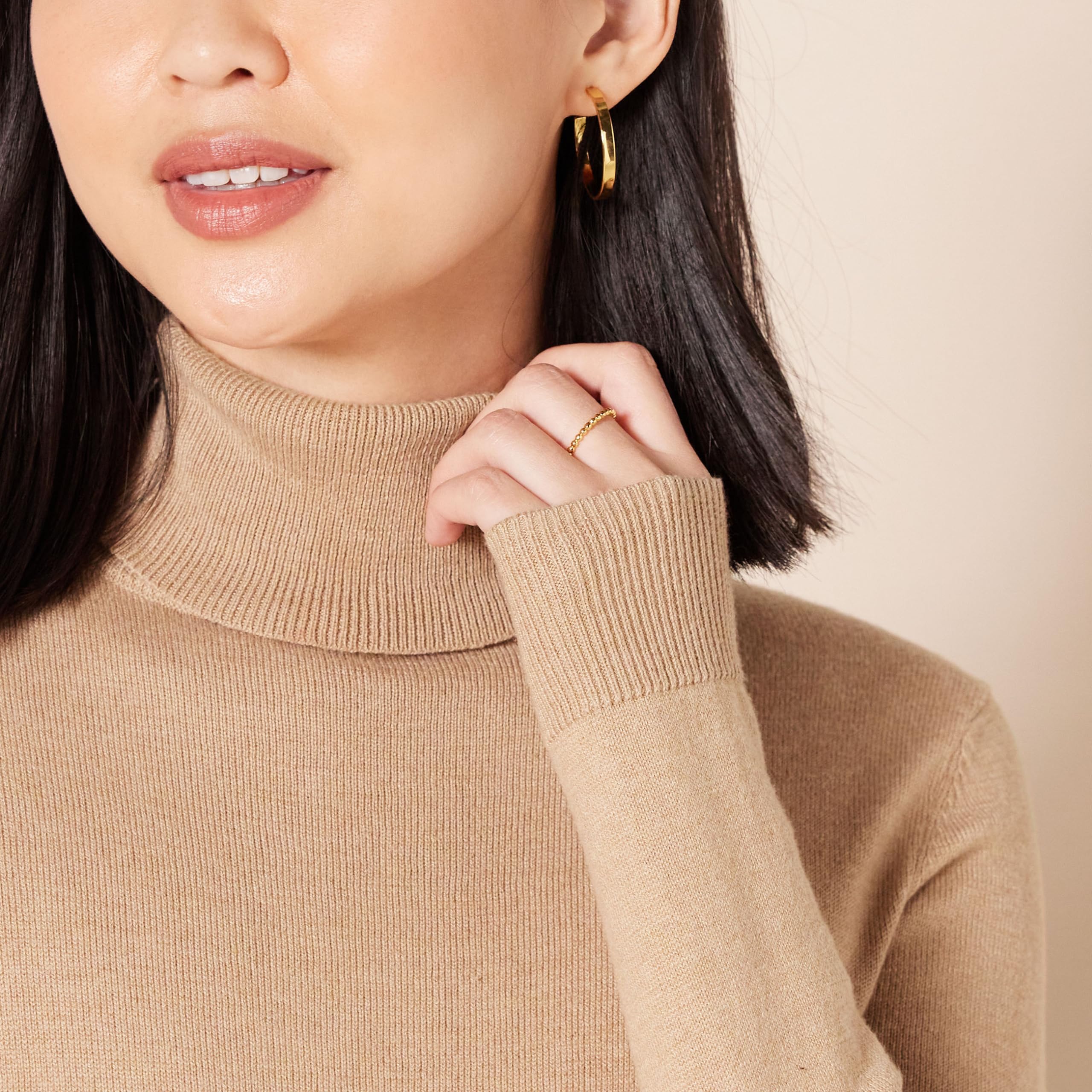 Amazon Essentials Maglione A Collo Alto E Maniche Lunghe Leggero con vestibilità Classica (Taglie Forti Disponibili) Donna