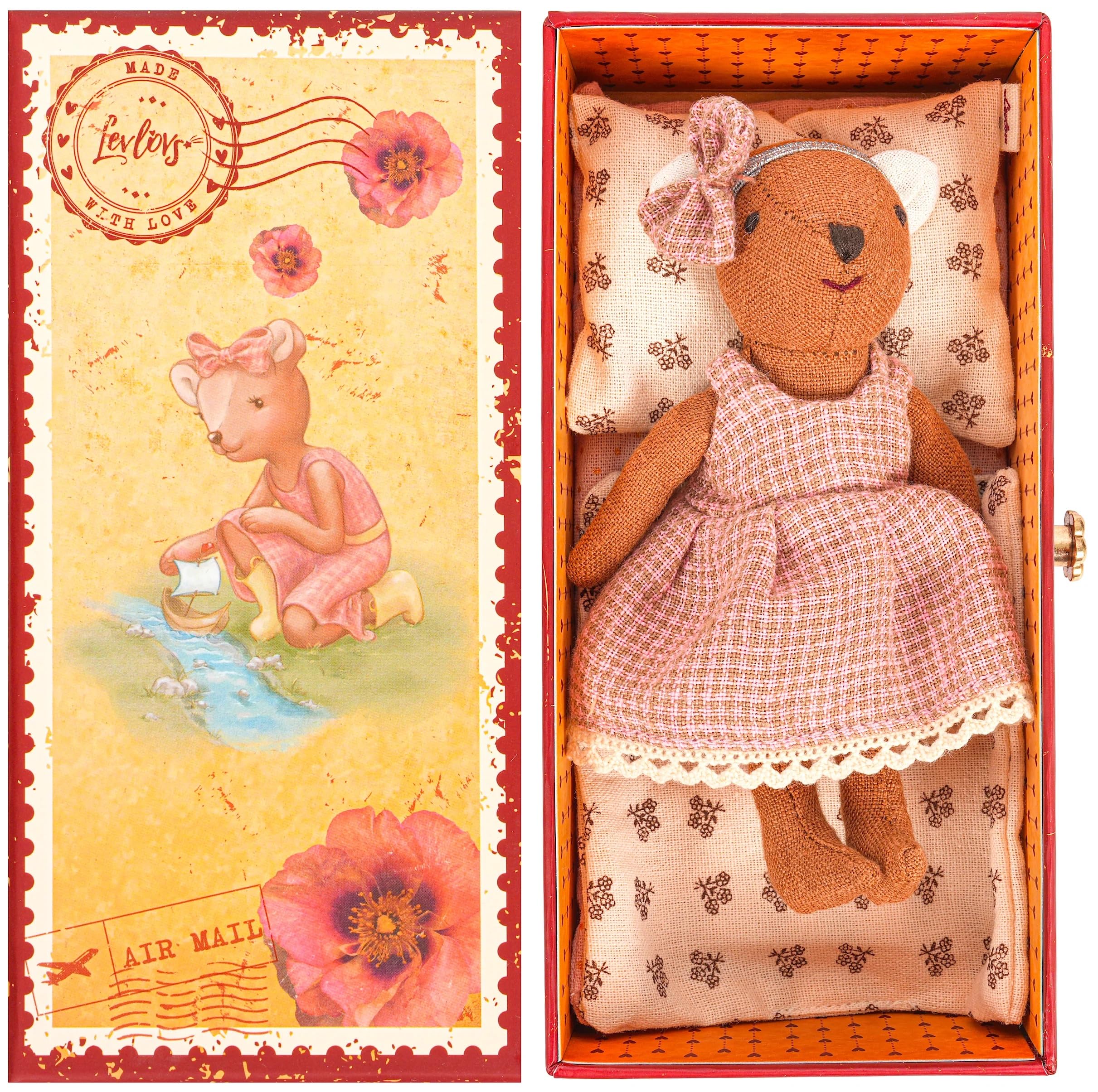 LEVLOVS Bear in a Box Bear Abigail in a Gift Box with The Bedding