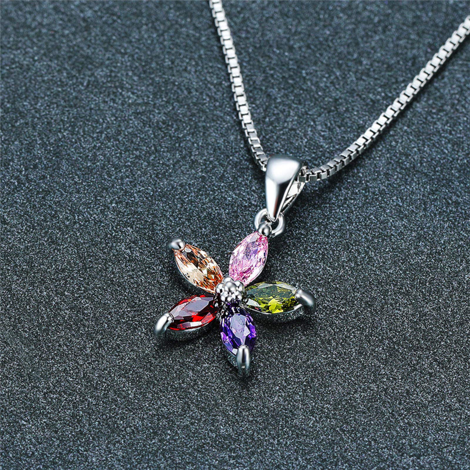 FEELHHMulticolor Zircon Five-Pointed Star Pendant Necklaces for Women Wedding Jewelry Vintage Fashion Rainbow Stone Pentagram Necklace Gifts