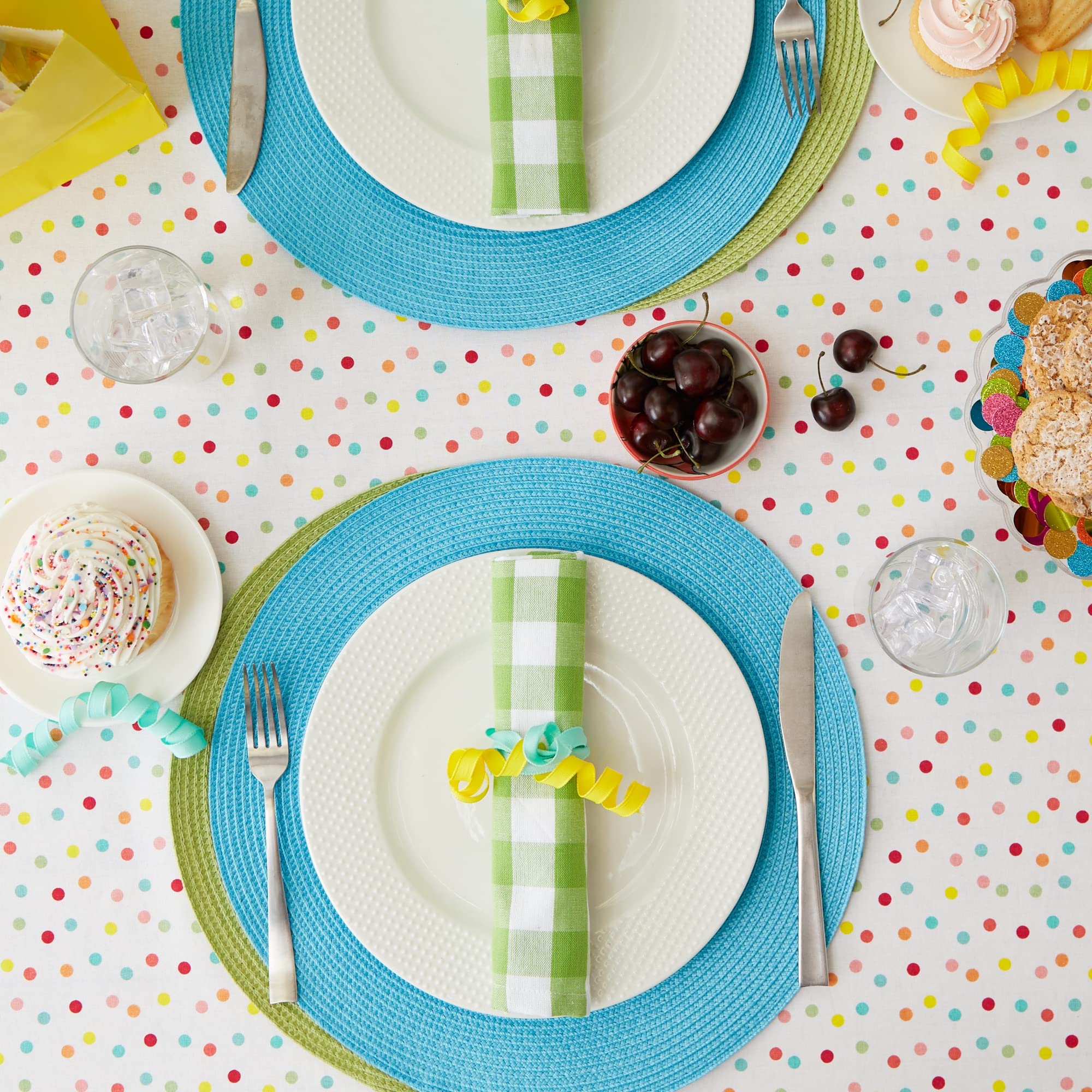 DII, Cotton, Multi Coloured Confetti Dots, Tablecloth, 70" Round, 70 inch (Round) - Image 4