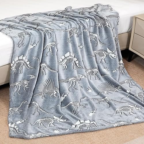 Miniatura 8 de Manta de dinosaurio que brilla en la oscuridad, manta de dinosaurio para niños, franela suave, regalos para amantes de los dinosaurios, mantas