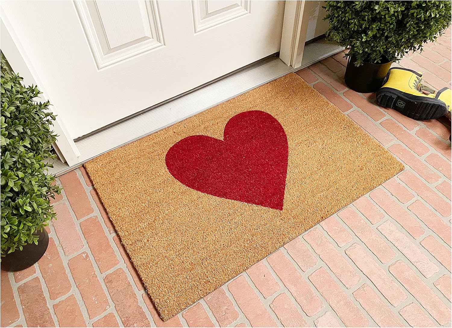 Calloway Mills AZ106601729 Heart Doormat (Red, 17" x 29")
