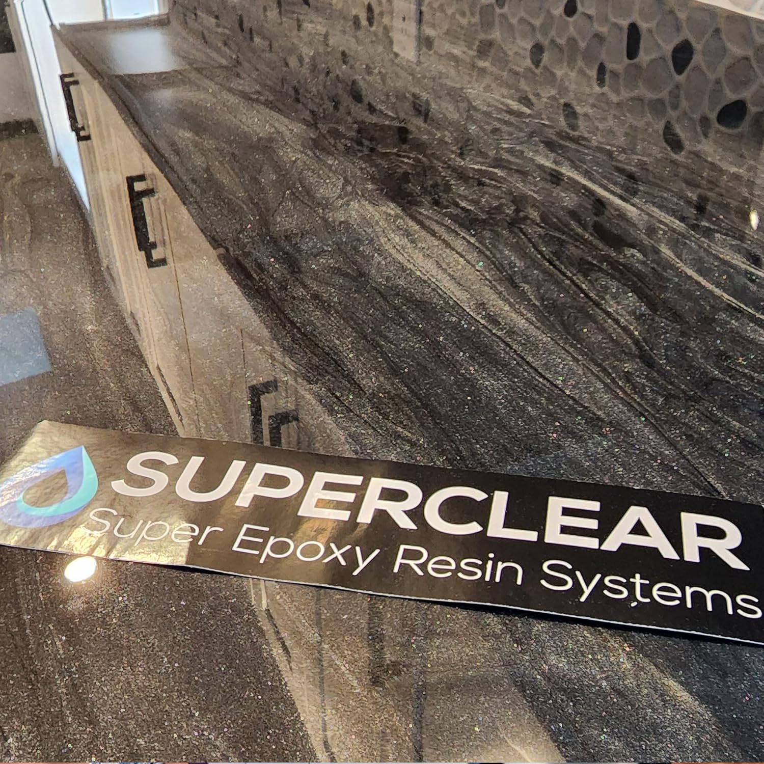 Superclear Countertop Epoxy Kit,Food Grade Safe, Ultra Durable Heat UV Resistant for Kitchen Counters, Bathrooms, Bar Tops & Tables, Crystal Clear Gloss (Clear, 3 Gallon)