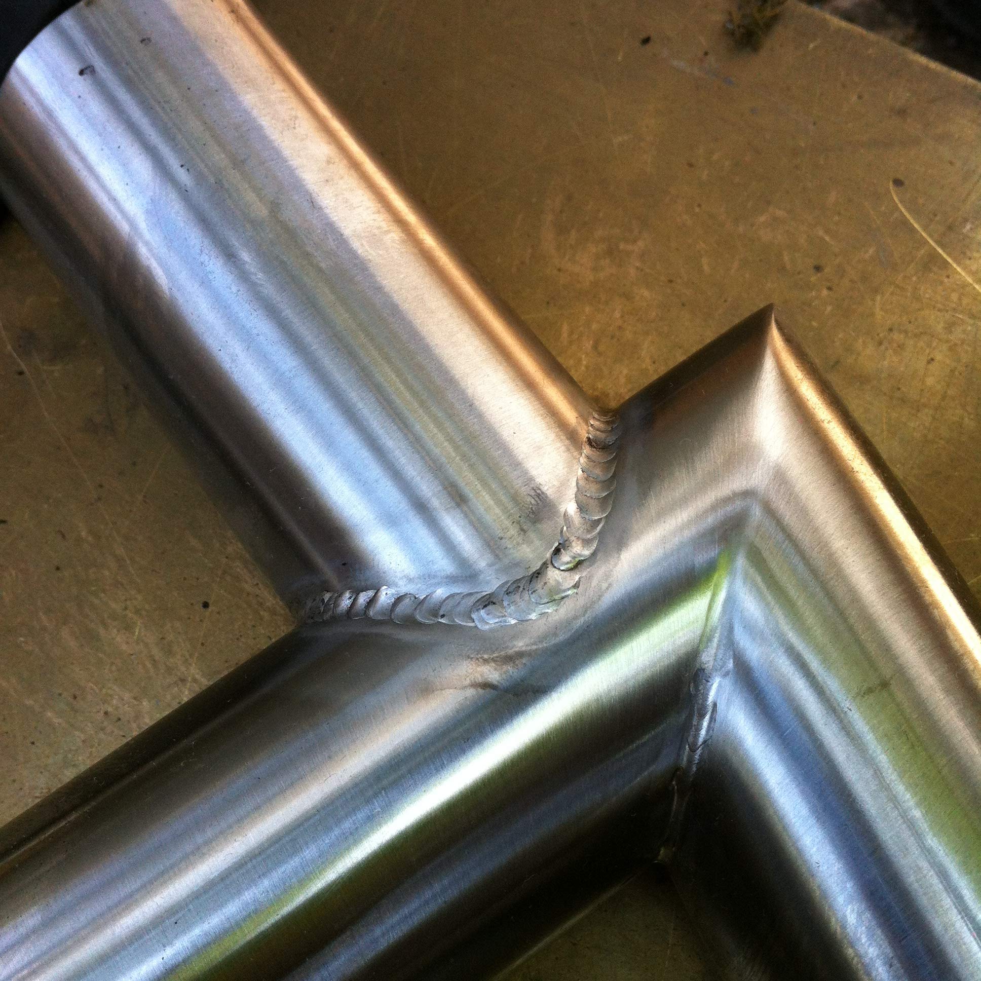 XXL Industrie Carbonpinsel Kohlefaserpinsel Anschluss M10 x1,5– TIG brush zur elektrochemischen Entfernung von Anlauffarben 80mm nutzbar in OEM Qualität